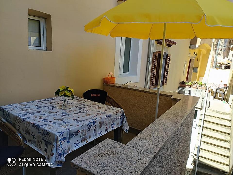 Apartament Đảo Đảo Cres Ngoại thất bức ảnh