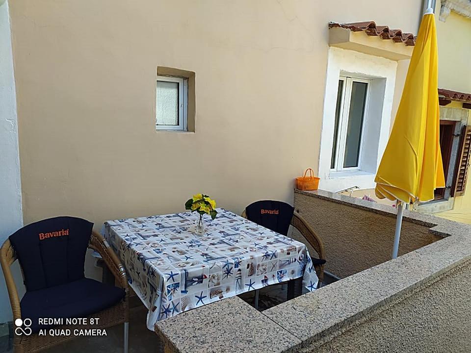 Apartament Đảo Đảo Cres Ngoại thất bức ảnh