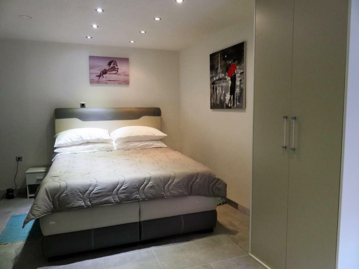 Apartament Đảo Đảo Cres Ngoại thất bức ảnh